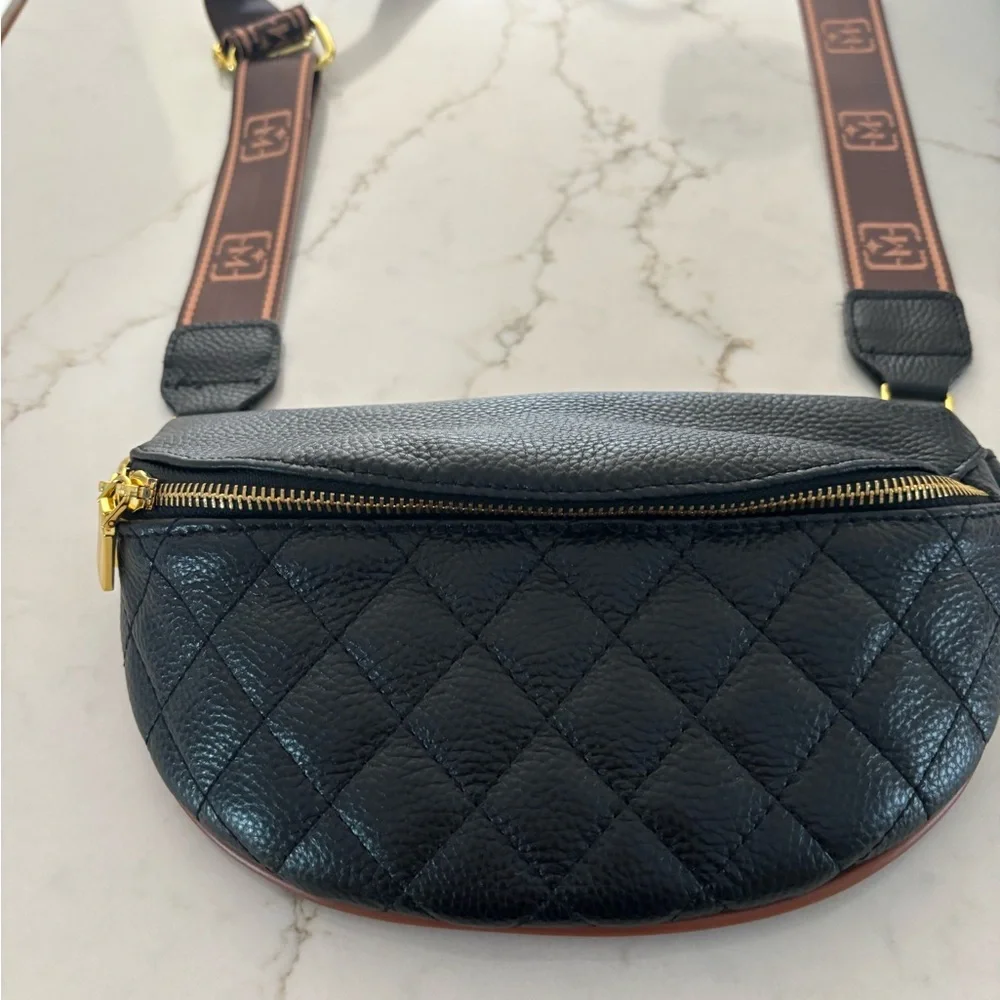 Black crossbody. Brand new. - Picture 1 of 7